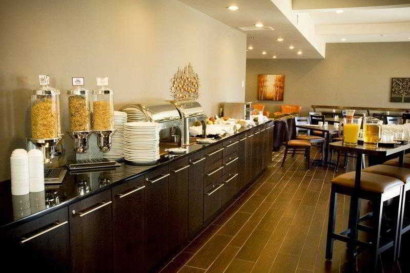 Best Western Plus Bridgewater Hotel & Convention Centre Restaurant bilde